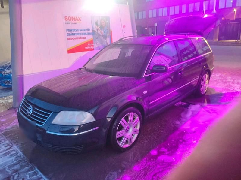 Gebraucht VW Passat Highline 150 PS (110 kW) 2002 Schwarz Kombi