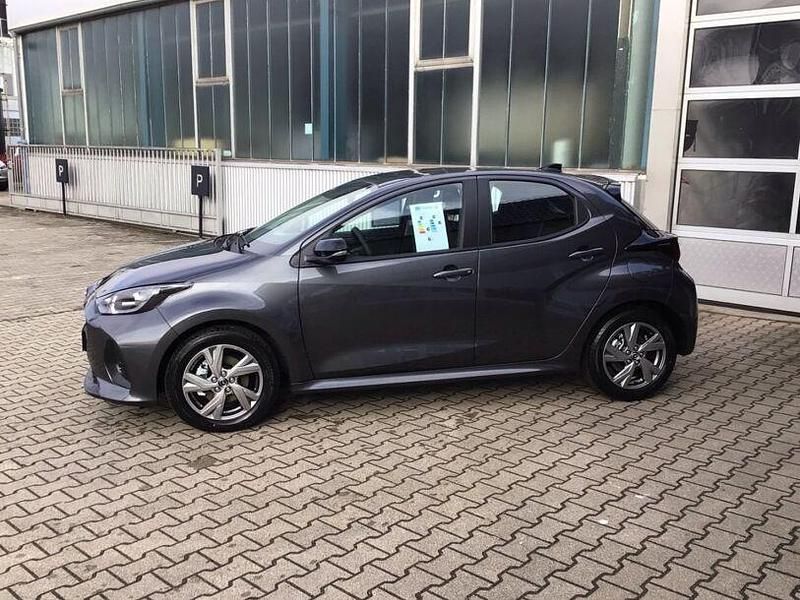Neu Mazda 2 Exclusive-Line 116 PS (85 kW) 2025 Grau Kleinwagen