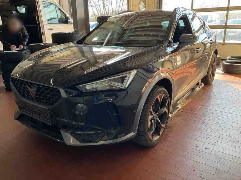 Mitternachtsschwarz Gebraucht 2022 Cupra Formentor VZ SUV | 27.990 € (Superpreis) - Bild 1/4