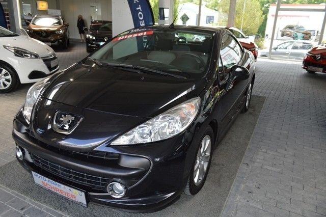 Schwarz metallic Gebraucht 2008 Peugeot 207 CC Sport Cabrio | 6.997 € (Teuer) - Bild 1/4