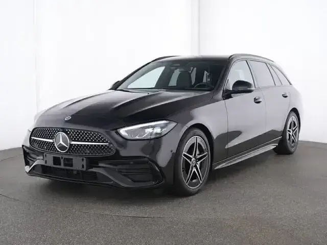 Gebraucht Mercedes C180 AMG line 170 PS (125 kW) 2025 Schwarz Kombi