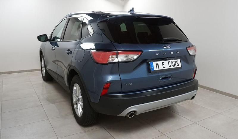 Gebraucht Ford Kuga Titanium 190 PS (139 kW) 2022 Blau SUV