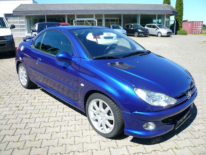 Gebraucht Peugeot 206 CC Filou 109 PS (80 kW) 2006 Blau Cabrio
