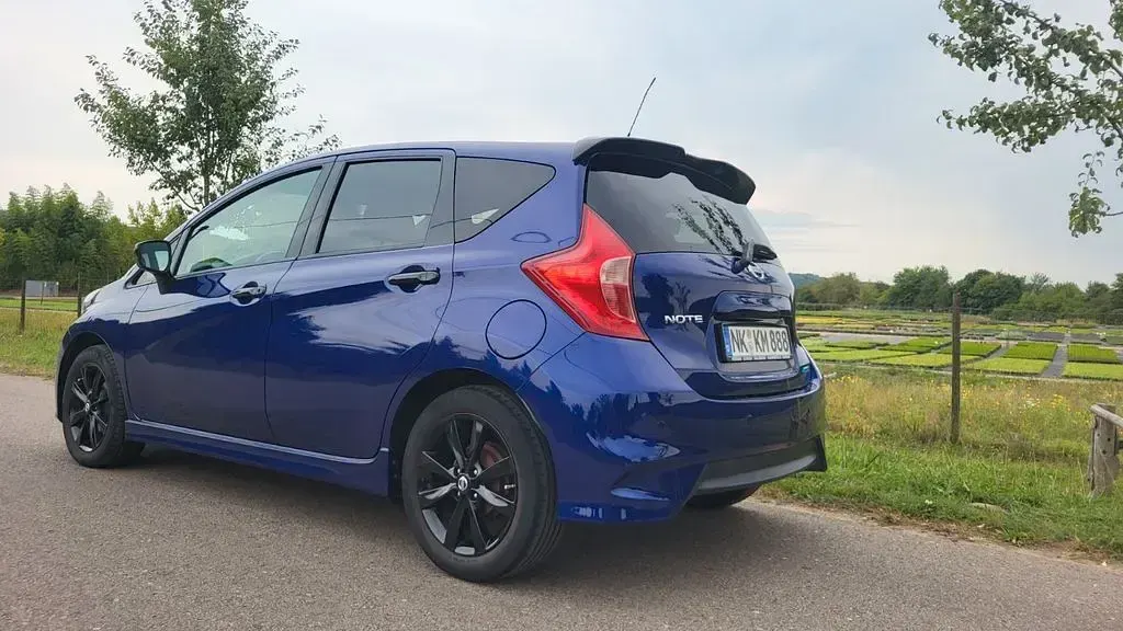 Gebraucht Nissan Note Black Edition 90 PS (66 kW) 2016 Blau Kleinwagen