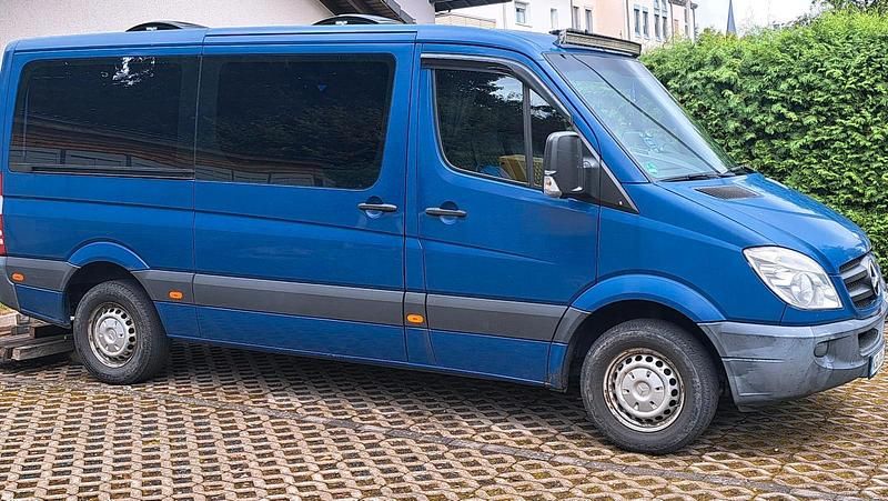 Blau Gebraucht 2011 Mercedes Sprinter Van | 10.000 € (Superpreis) - Bild 1/4