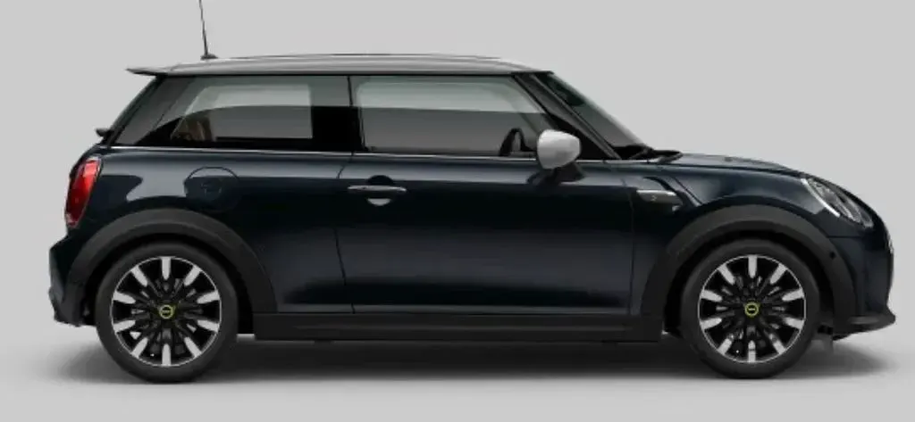 Gebraucht Mini Cooper SE 135 kW (184 PS) 2023 Enigmatic black Kleinwagen