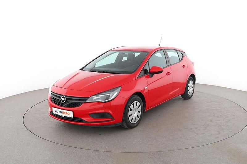 Rot Gebraucht 2018 Opel Astra Selection Limousine | 9.440 € (Fairer Preis) - Bild 1/3