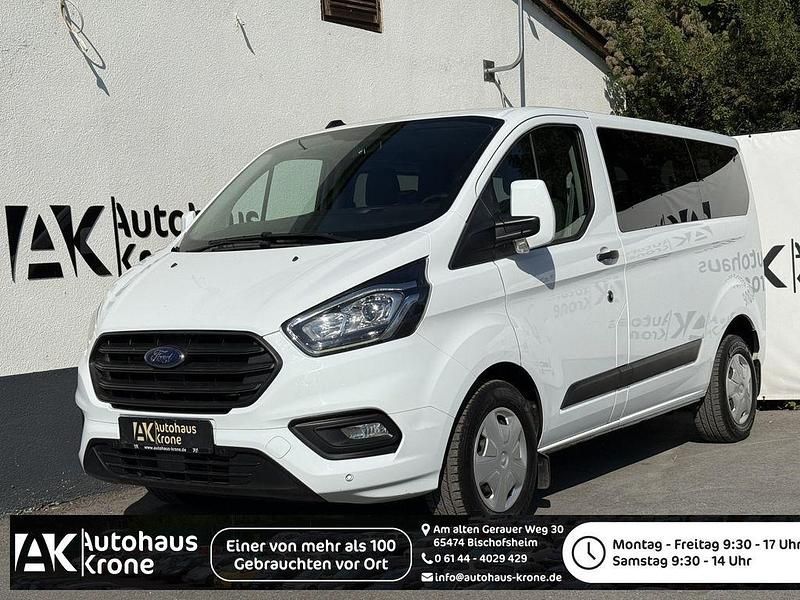 Weiß Gebraucht 2020 Ford Transit Custom Trend Van / Kleinbus | 22.580 € (Etwas zu teuer) - Bild 1/4