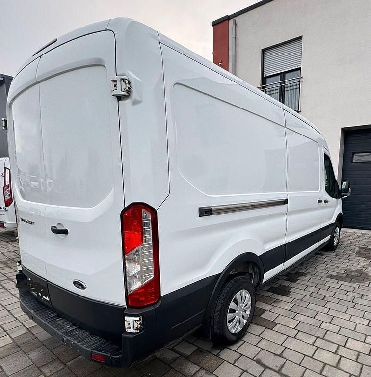 Gebraucht Ford Transit Custom 131 PS (96 kW) 2017 Weiß Van / Kleinbus