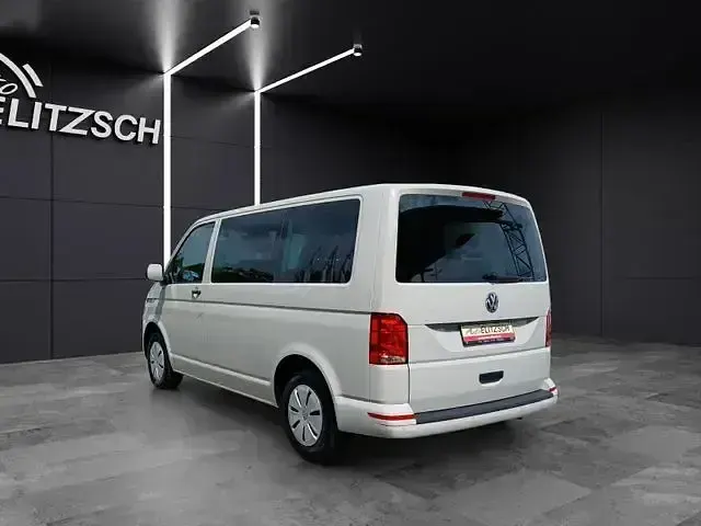 Gebraucht VW Multivan Family 150 PS (110 kW) 2021 Ascotgrau Van / Kleinbus