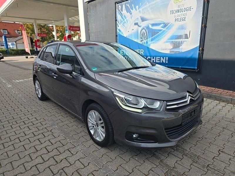 Grau Gebraucht 2017 Citroën C4 SELECTION Limousine | 7.950 € (Fairer Preis) - Bild 1/4