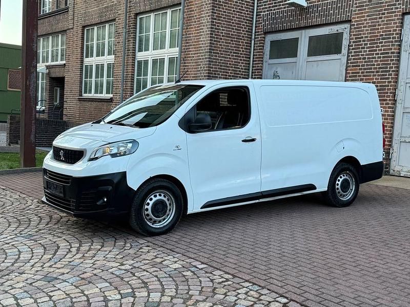 Gebraucht Peugeot Expert 177 PS (130 kW) 2018 Weiß Van