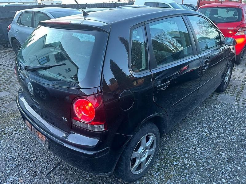 Gebraucht VW Polo Comfortline 80 PS (58 kW) 2008 Schwarz Kleinwagen