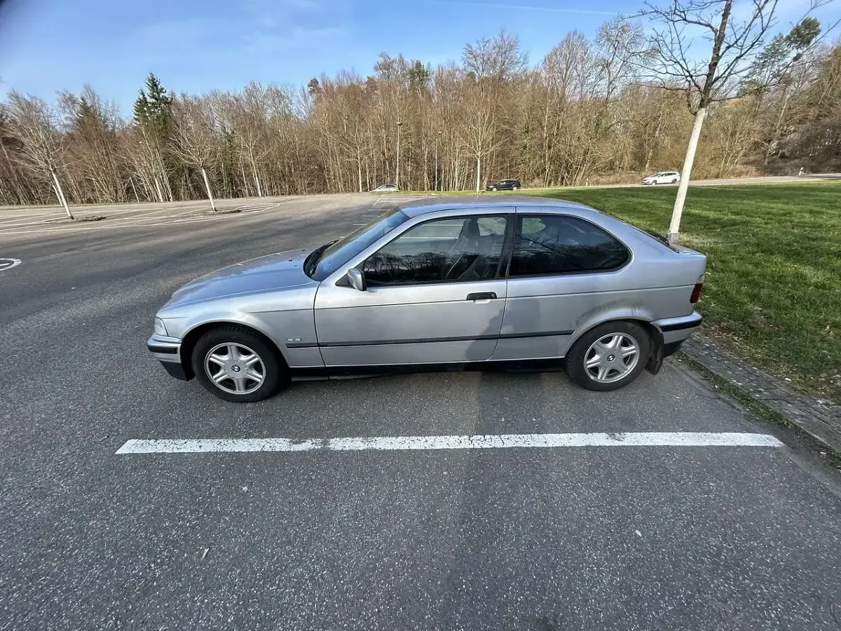 Gebraucht BMW 316 102 PS (75 kW) 1998 Limousine