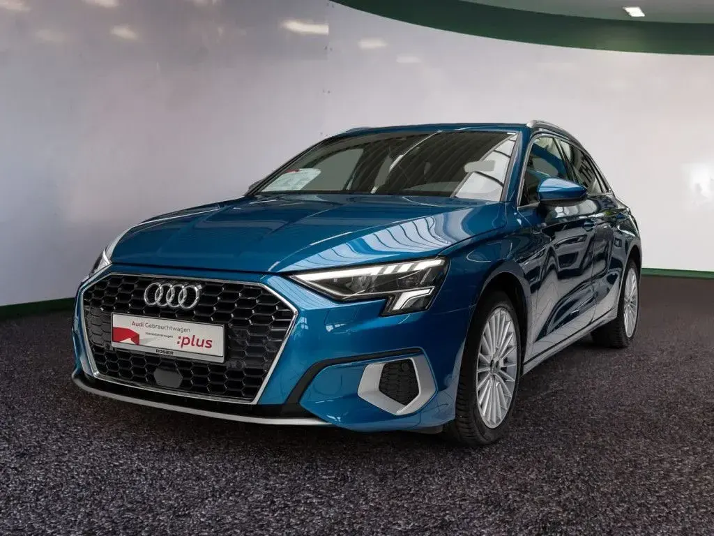 Gebraucht Audi A3 Advanced 116 PS (85 kW) 2022 Atollblau metallic Limousine