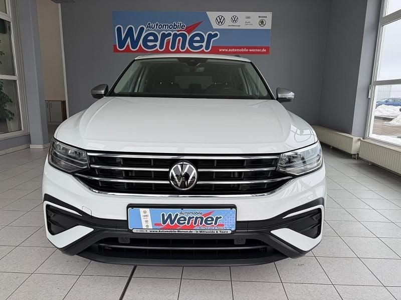 Gebraucht VW Tiguan Allspace Life 150 PS (110 kW) 2021 Weiß SUV