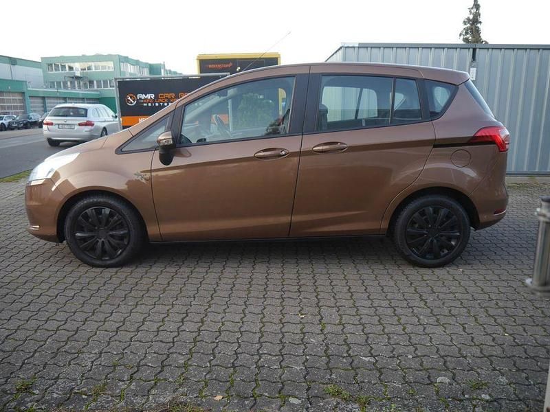 Gebraucht Ford B-MAX Trend 95 PS (69 kW) 2013 Braun Van / Kleinbus
