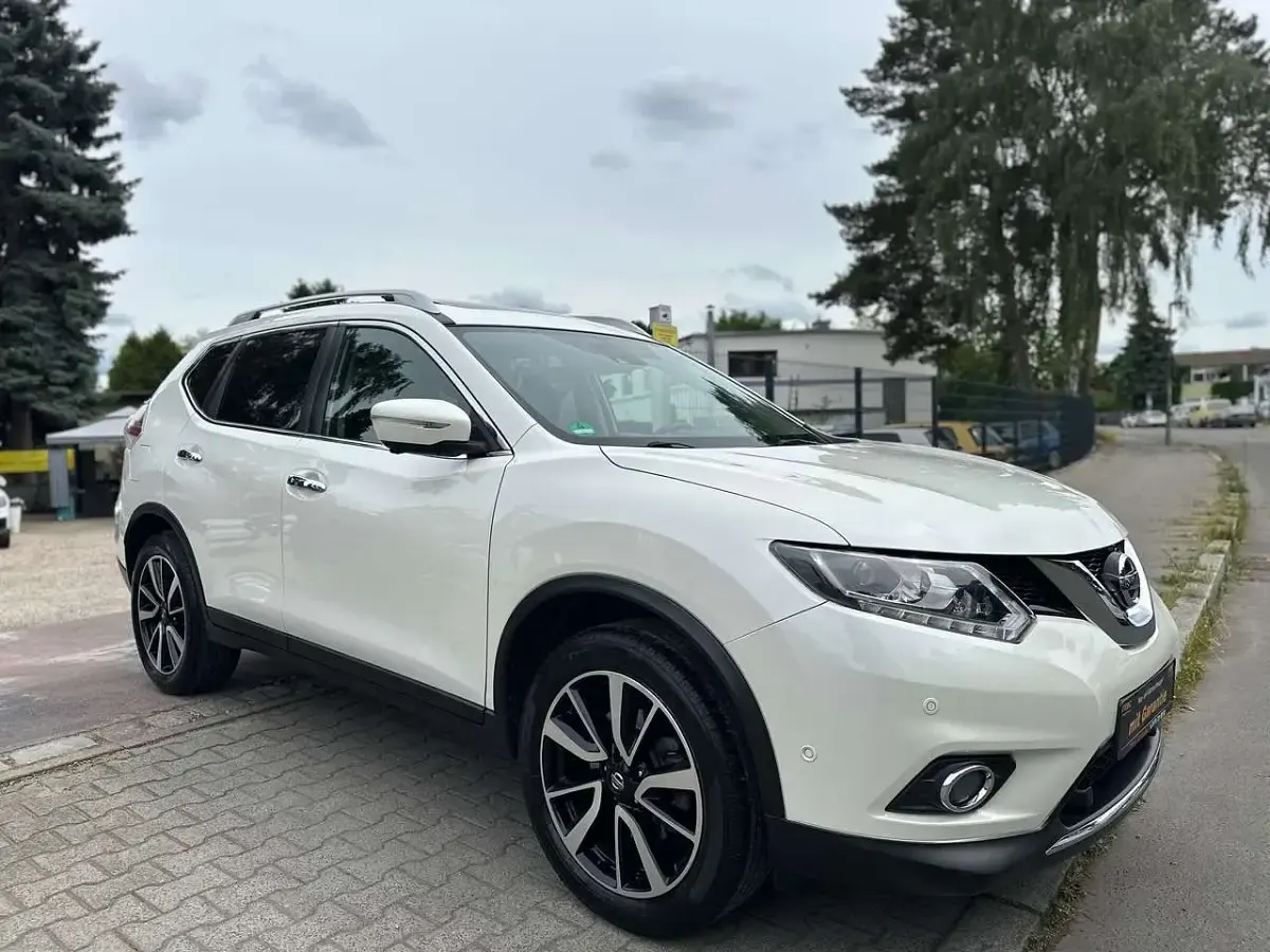 Gebraucht Nissan X-Trail Tekna 163 PS (119 kW) 2017 Pearl white SUV