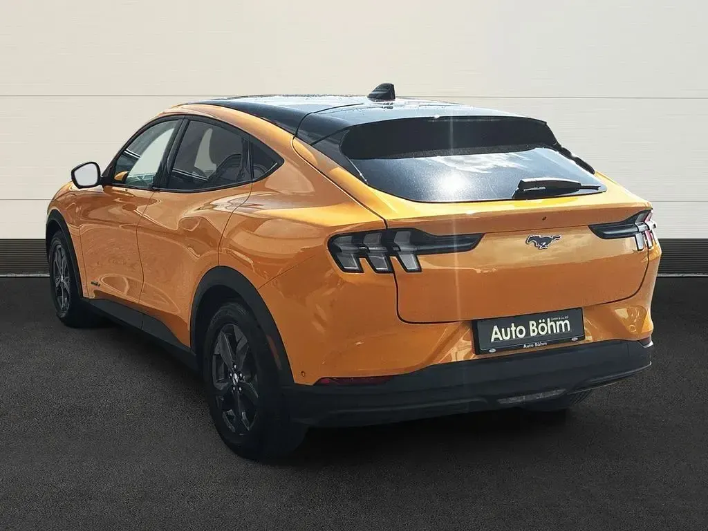 Gebraucht Ford Mustang Mach-E Basis 197 kW (269 PS) 2022 Orange(metallic) SUV