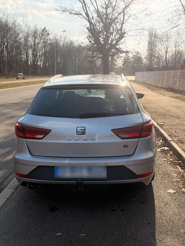 Gebraucht Seat Leon ST FR 184 PS (135 kW) 2018 Silber Kombi