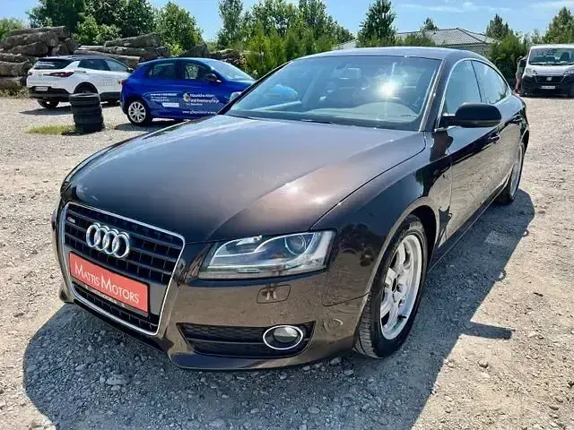 Gebraucht Audi A5 Sportback Basis 180 PS (132 kW) 2011 Braun Kleinwagen