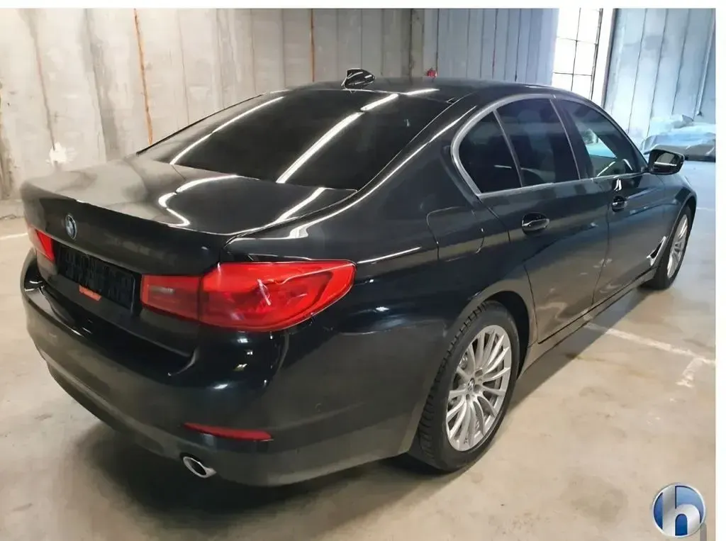 Gebraucht BMW 520 Sport Line 190 PS (139 kW) 2019 Schwarz Limousine