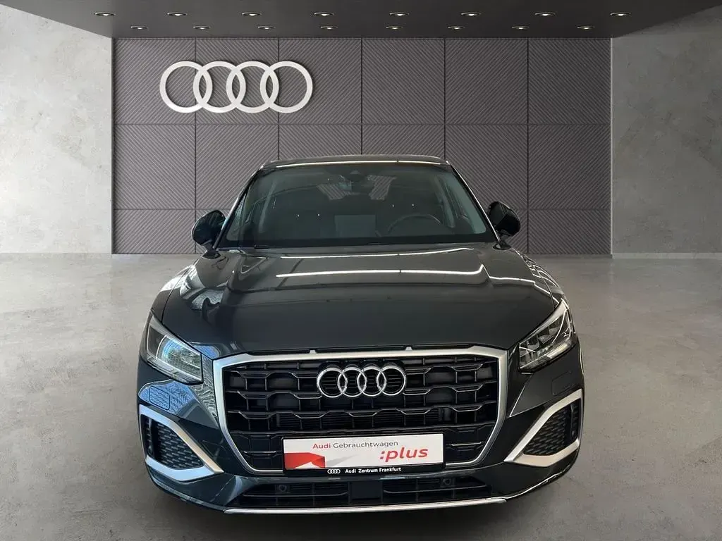 Gebraucht Audi Q2 Advanced Plus 116 PS (85 kW) 2025 Manhattangrau metallic SUV