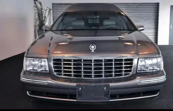 Gebraucht Cadillac Deville 1998 Grau Limousine
