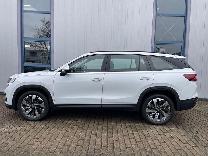 Neu Skoda Kodiaq 193 PS (141 kW) 2025 Moonweiss metallic SUV