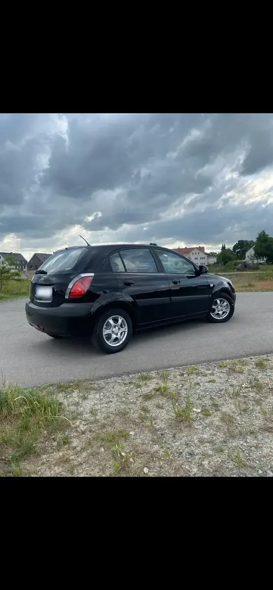 Brugt Kia Rio 2008 Sort Hatchback