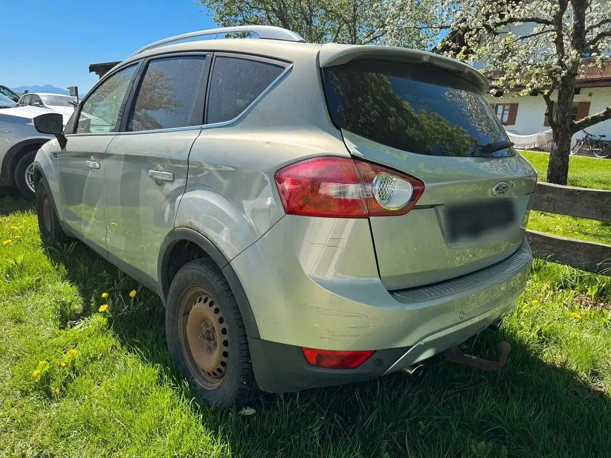 Gebraucht Ford Kuga 136 PS (100 kW) 2008 Grau SUV