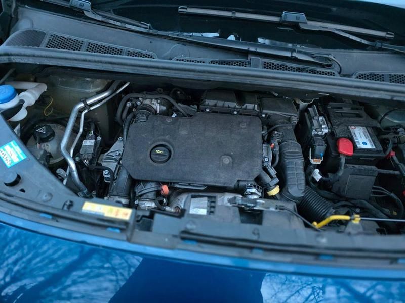 Gebraucht Opel Combo Life Edition 131 PS (96 kW) 2019 Blau Van / Kleinbus