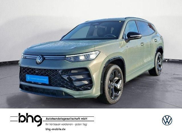 Grün Gebraucht 2025 VW Tayron R-line SUV | 53.860 € (Fairer Preis) - Bild 1/4