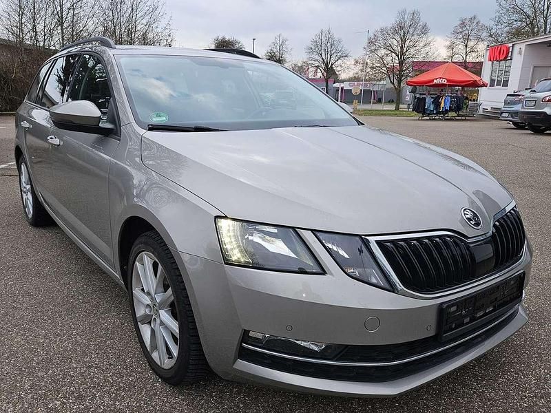 Gebraucht Skoda Octavia Style 150 PS (110 kW) 2017 Cappuccinobeige metallic Kombi
