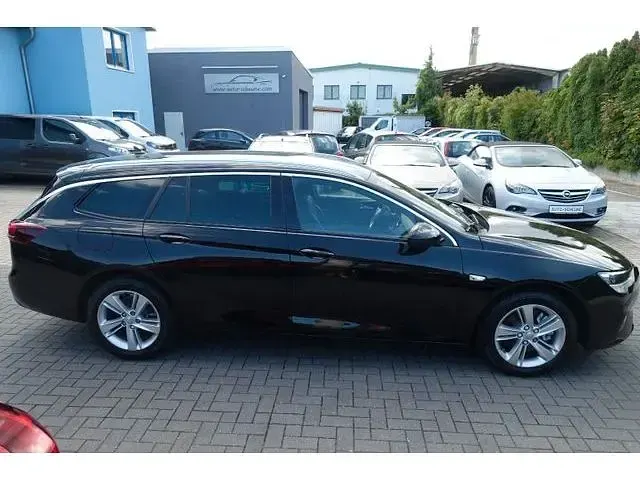 Gebraucht Opel Insignia 174 PS (127 kW) 2020 Black meet kettle Kombi