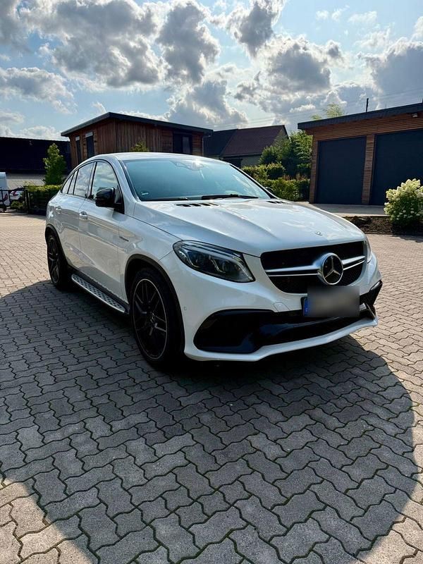 Weiß Gebraucht 2018 Mercedes GLE63 AMG AMG Coupé | 47.500 € (Fairer Preis) - Bild 1/4