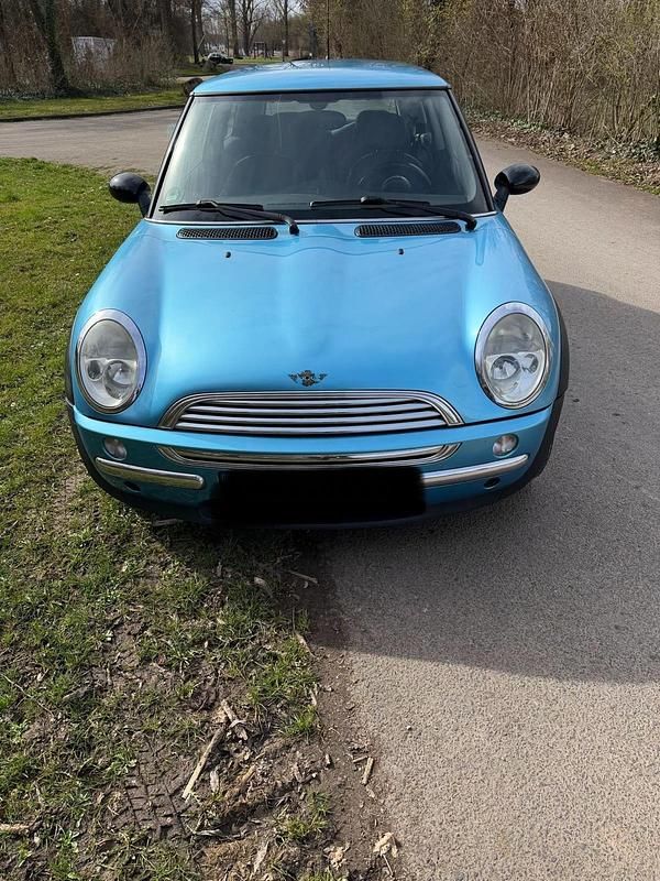 Gebraucht Mini Cooper 90 PS (66 kW) 2004 Blau Kleinwagen