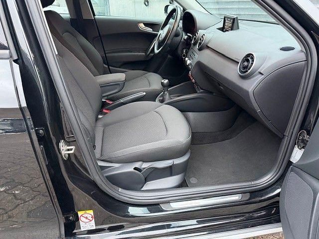Gebraucht Audi A1 Sportback 95 PS (69 kW) 2018 Mythosschwarz Kleinwagen