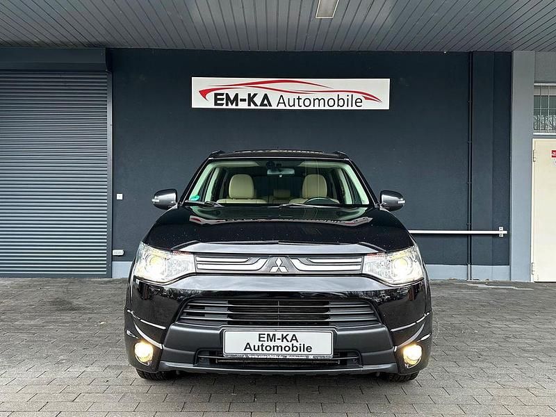 Gebraucht Mitsubishi Outlander 150 PS (110 kW) 2013 Schwarz SUV