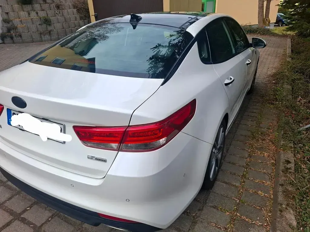 Gebraucht Kia Optima Spirit 141 PS (103 kW) 2016 Weiß Limousine
