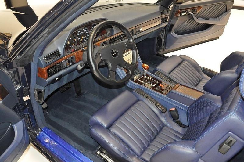Gebraucht Mercedes 560 385 PS (283 kW) 1991 Blau