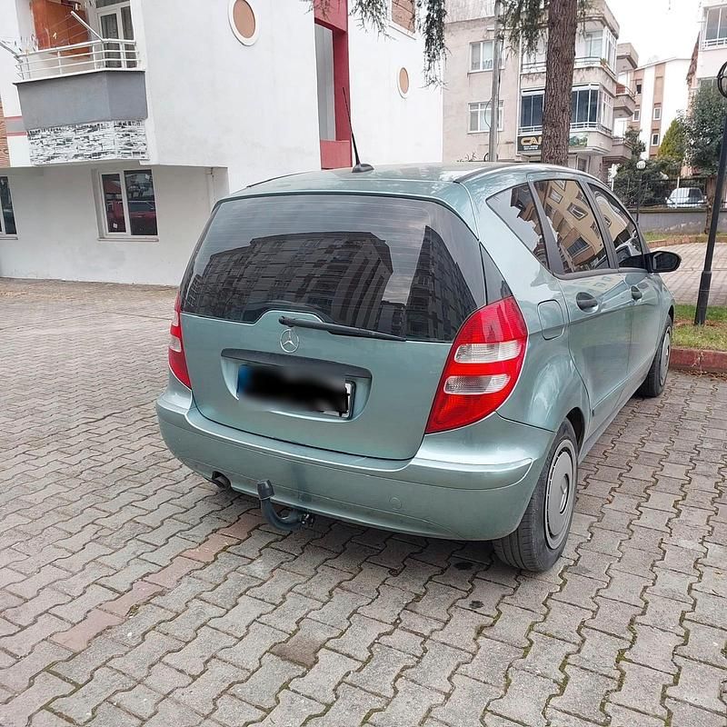 Gebraucht 2005 Mercedes A160 Kleinwagen | 750 € (Teuer) - Bild 1/4