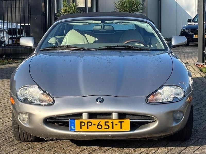 Gebraucht Jaguar XK8 294 PS (216 kW) 1999 Grau Cabrio