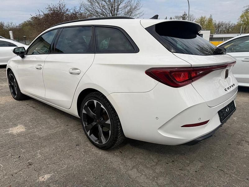 Gebraucht Cupra Leon Basis 150 PS (110 kW) 2024 Weiß Limousine