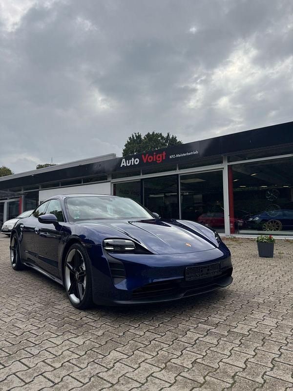 Blau Gebraucht 2023 Porsche Taycan Limousine | 68.490 € (Superpreis) - Bild 1/4