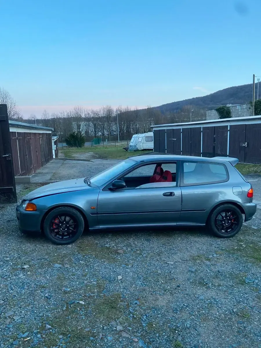 Usata Honda Civic 200 CV (147 kW) 1991 Utilitaria