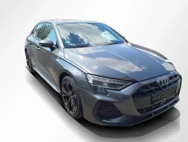 Gebraucht Audi A3 S-Line 150 PS (110 kW) 2025 Daytonagrau perleffekt Limousine