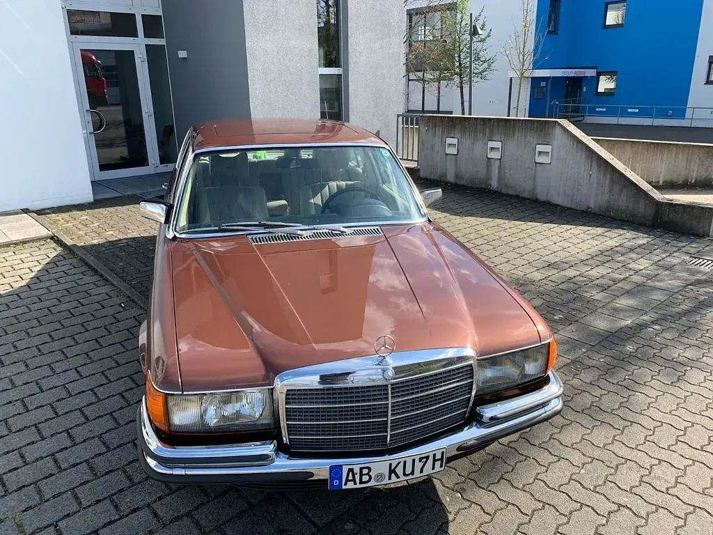 Gebraucht Mercedes S280 156 PS (114 kW) 1977 Braun Limousine