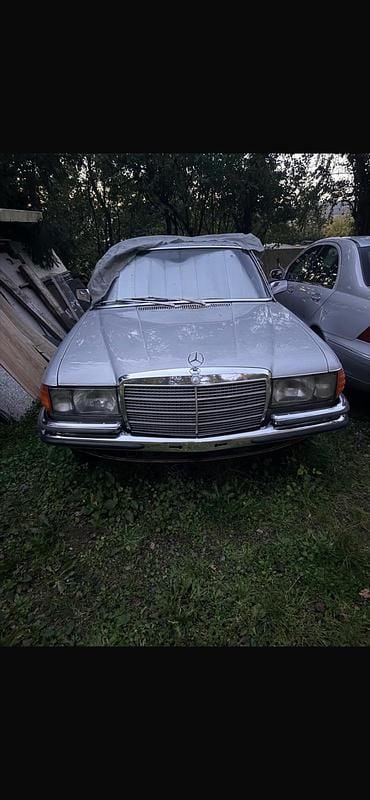 Silber Gebraucht 1975 Mercedes 450 Limousine | 1.200 € - Bild 1/4