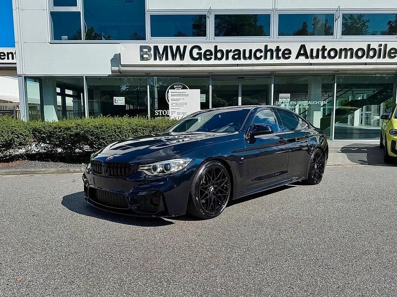 Schwarz Gebraucht 2015 BMW 420 Gran Coupé M Sport Coupé | 24.999 € (Teuer) - Bild 1/4